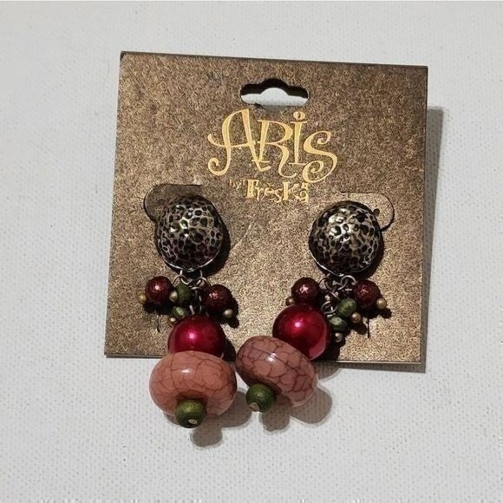 Aris by Treska Dangle Earrings Pink Red Green Beaded Leopard Print‎ Top